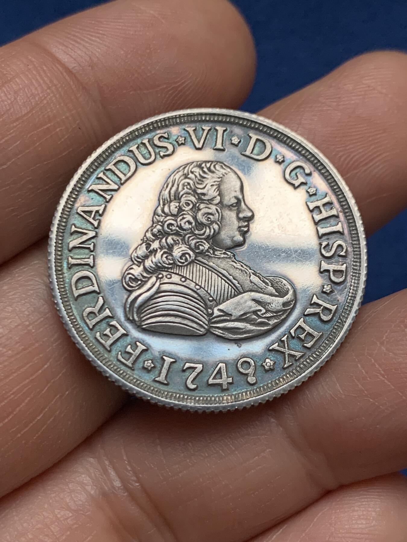 《竞宝斋》第467场 周日，周一 2场连拍 （全场包邮）欢迎送拍 西班牙复古银章 9.8克 30.2mm