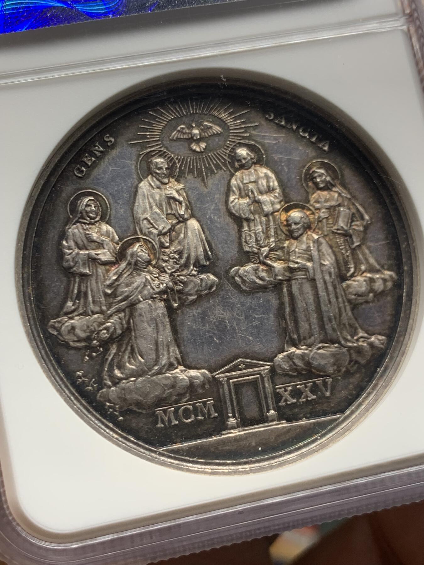 《竞宝斋》第467场 周日，周一 2场连拍 （全场包邮）欢迎送拍 NGC AU58 梵蒂冈 1925年 庇护十一银章 加厚盒