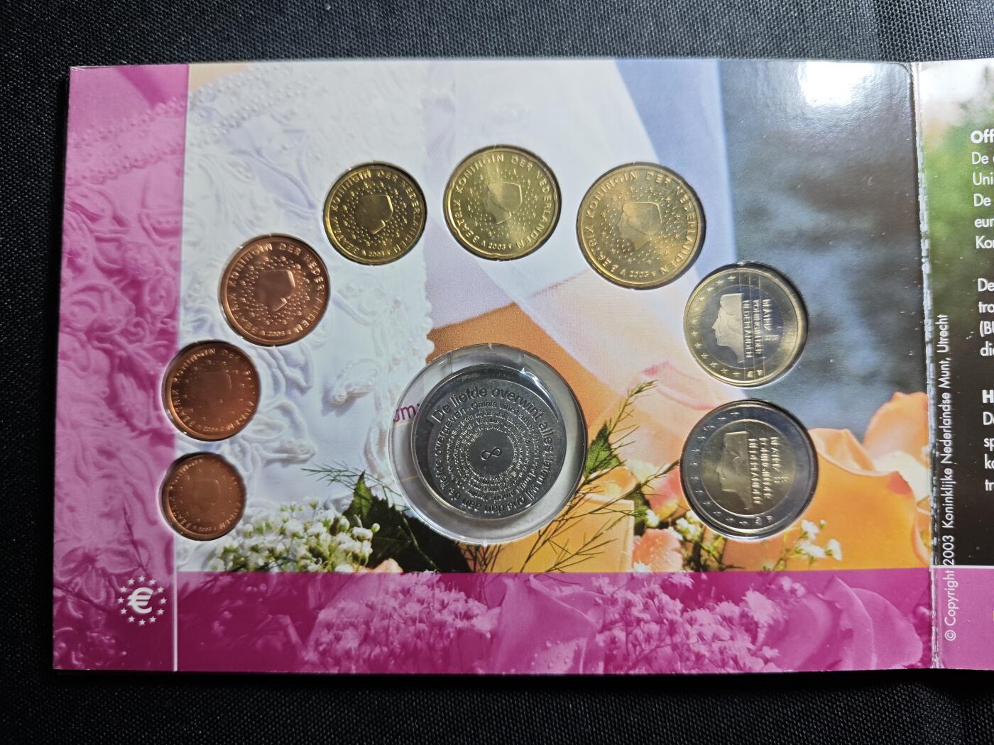 KK钱币收藏小铺   套币 批量/好品散币专场 2月预留时间 周末发货 2003年欧洲运动会纪念 荷兰欧元大小面值清年一套 带纪念章!
