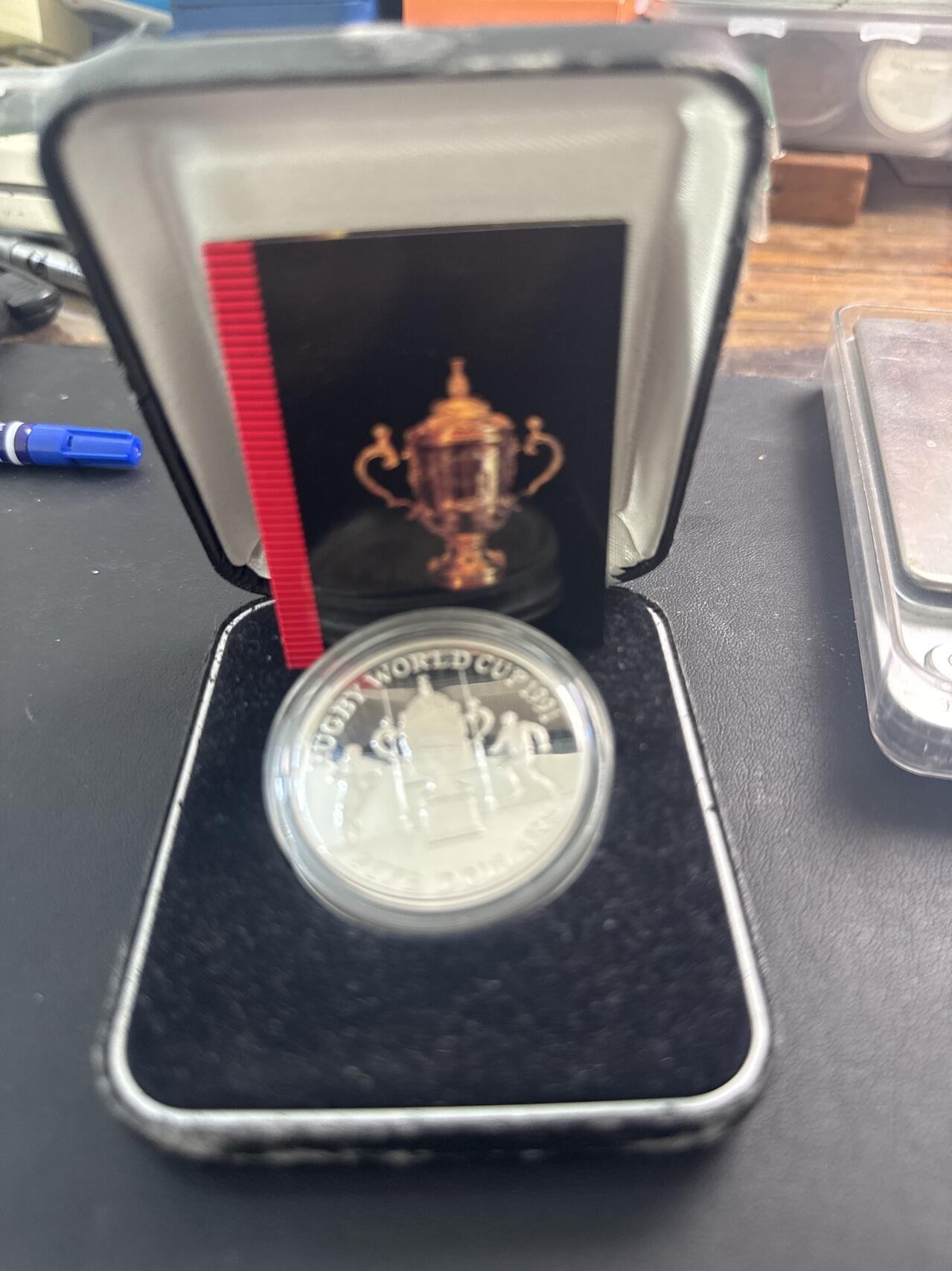 ❤️【币观天下】❤️ 第343期钱币秒杀拍卖场- 2026.3.6周五晚上6点半场 长期征集拍品  新西兰1991年足总杯5元精制纪念银币27.22克