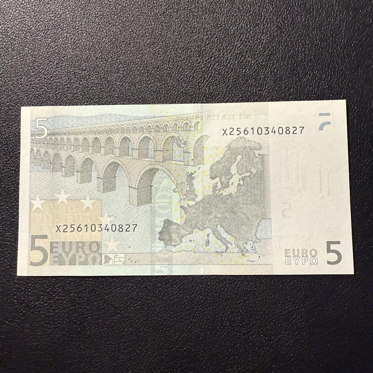 第15期 库存 2002年 二签德国5欧 全新unc