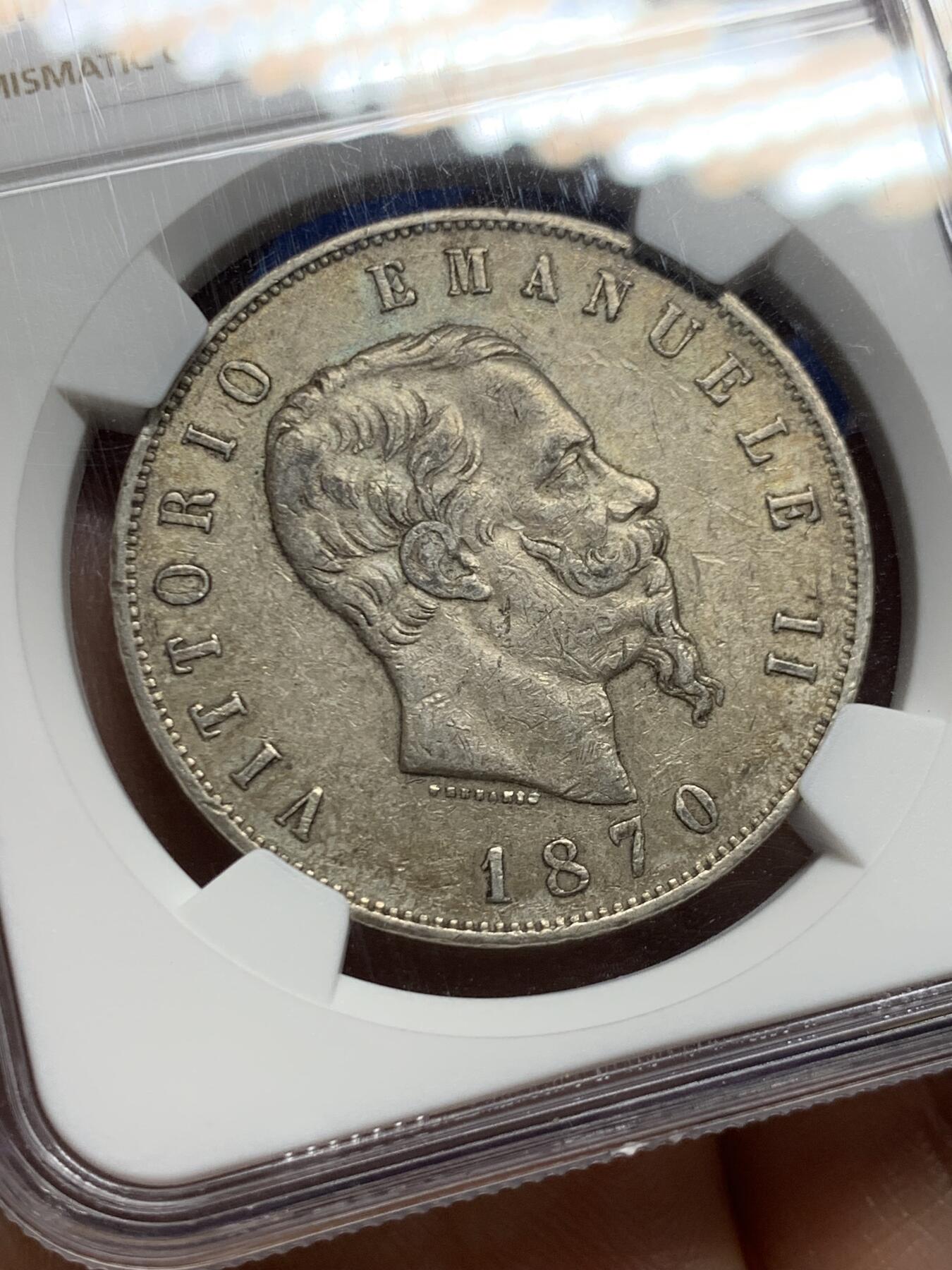 《竞宝斋》第467场 周日，周一 2场连拍 （全场包邮）欢迎送拍 NGC AU53 意大利 1870年 艾曼纽尔二世 5里拉大银币