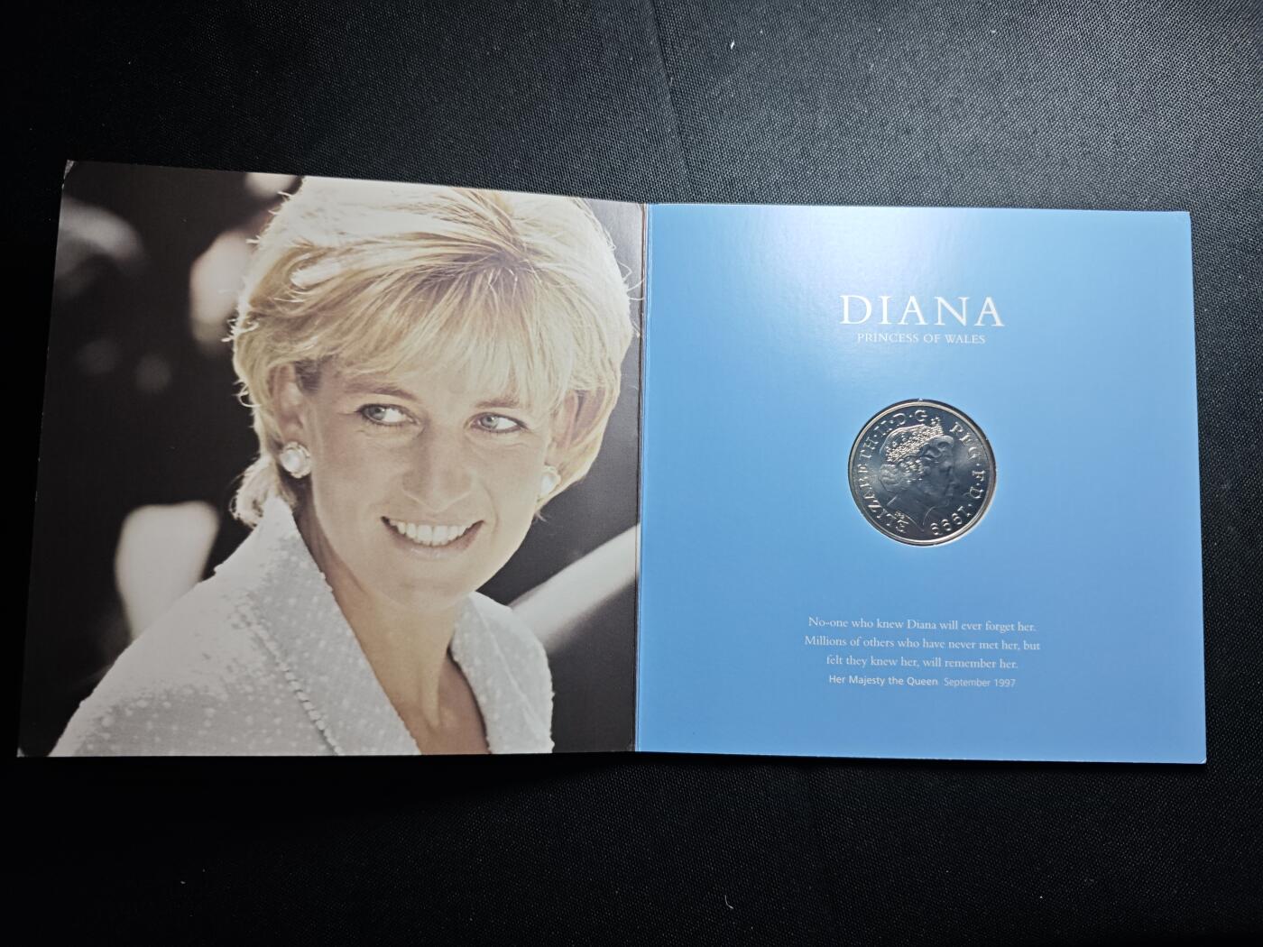 KK钱币收藏小铺   套币 批量/好品散币专场 2月预留时间 周末发货  英国戴安娜5镑纪念套币