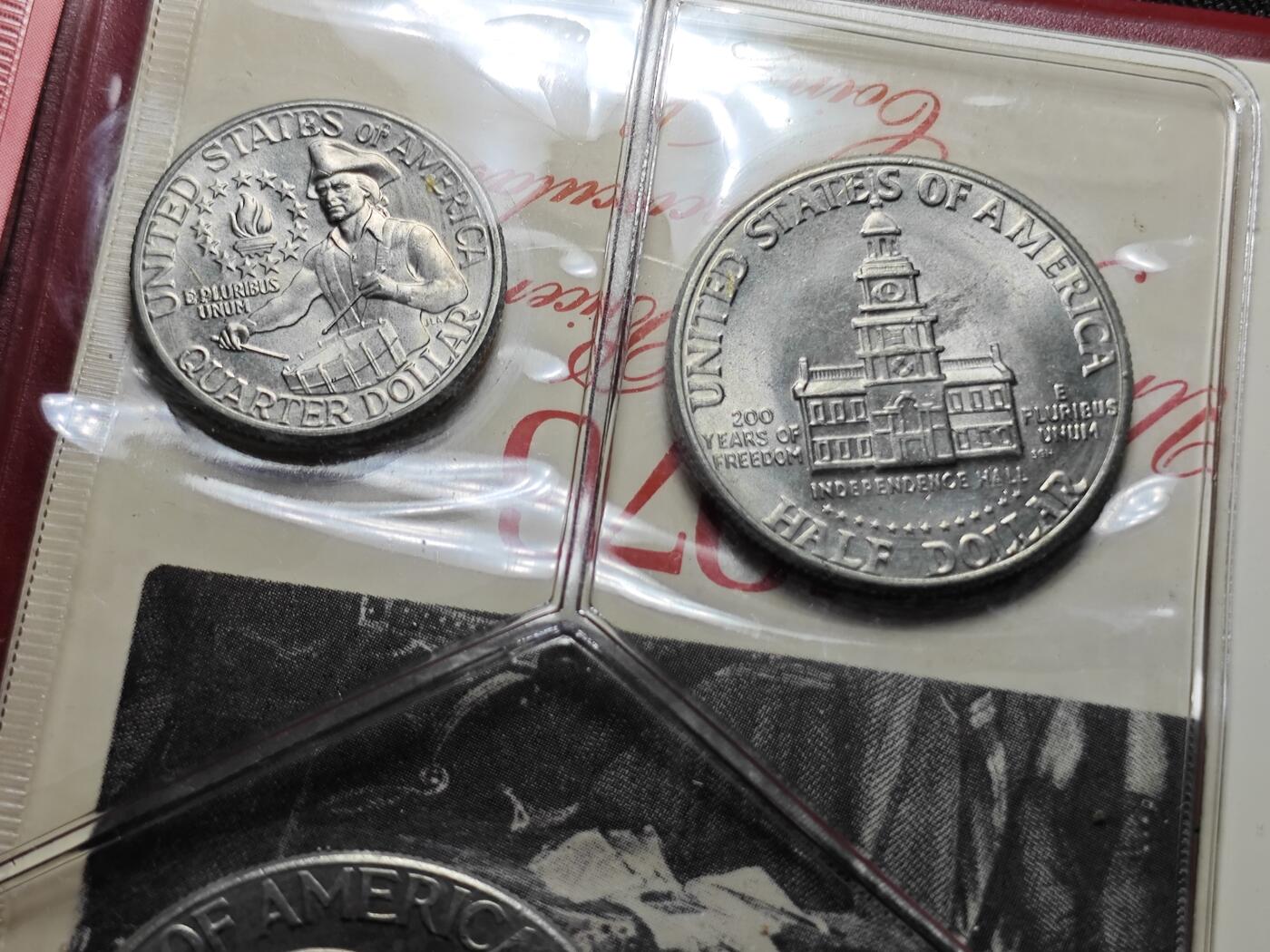 KK钱币收藏小铺   套币 批量/好品散币专场 2月预留时间 周末发货  1976美国建国200周年纪念套币 样式少见