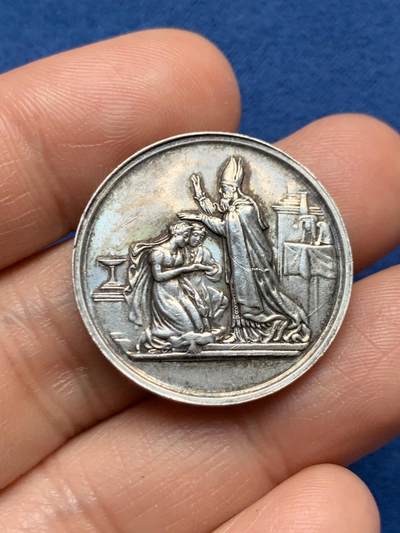 《竞宝斋》第467场 周日，周一 2场连拍 （全场包邮）欢迎送拍 - 法国婚礼银章 9.6克 27.2mm 蜜蜂银标 赐福