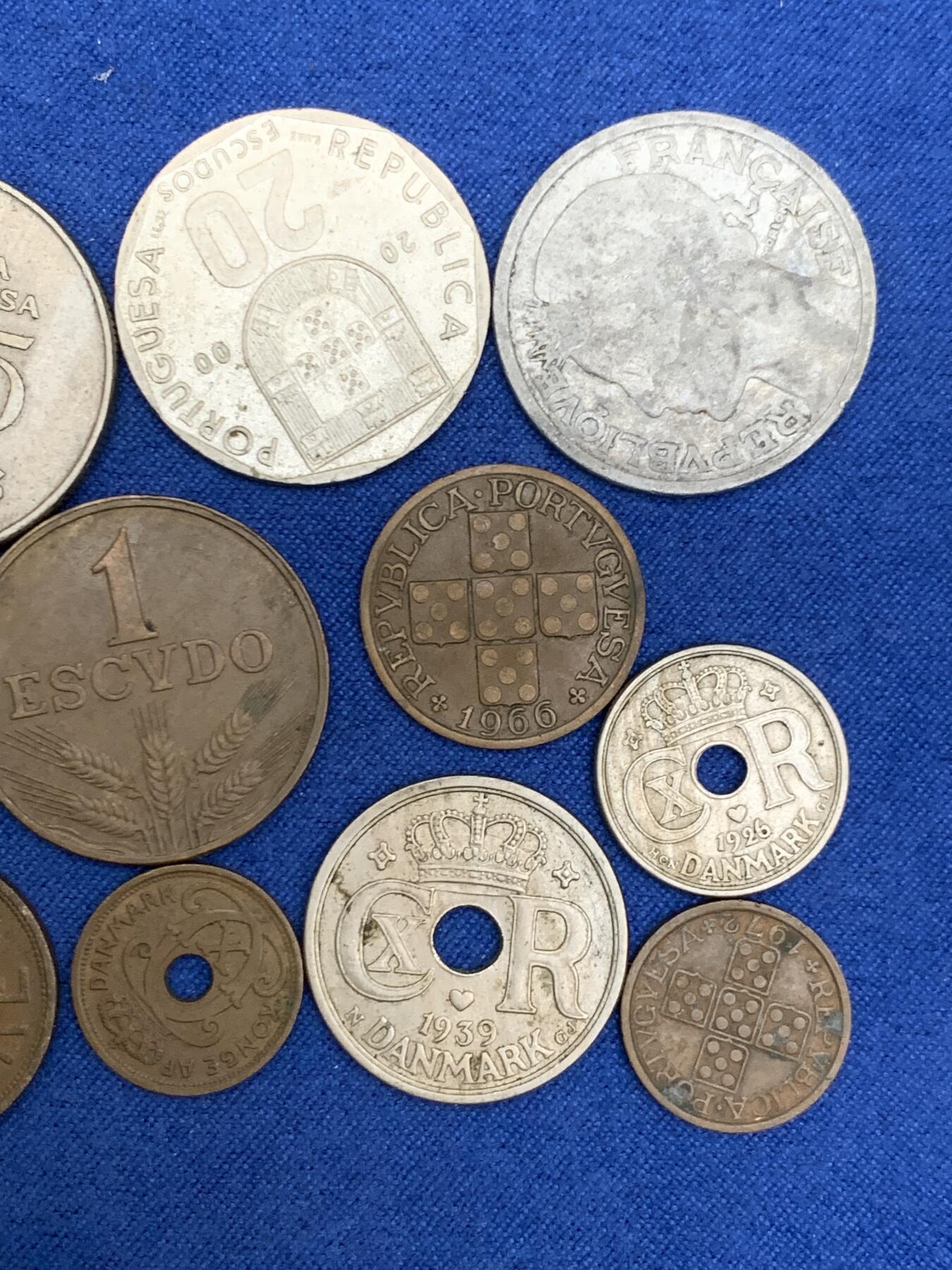 《竞宝斋》第467场 周日，周一 2场连拍 （全场包邮）欢迎送拍 14枚一组 世界各国钱币