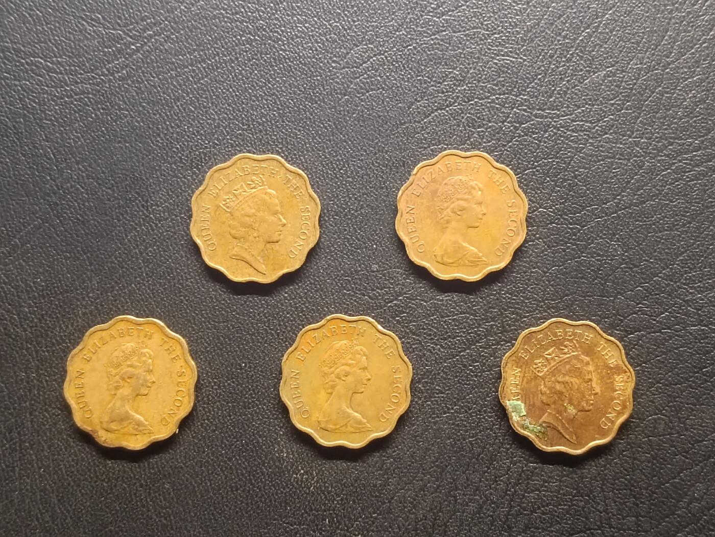 荟藏特别场次第四期——“社长的钢镚堆” 香港二毫硬币批量五枚女王头像