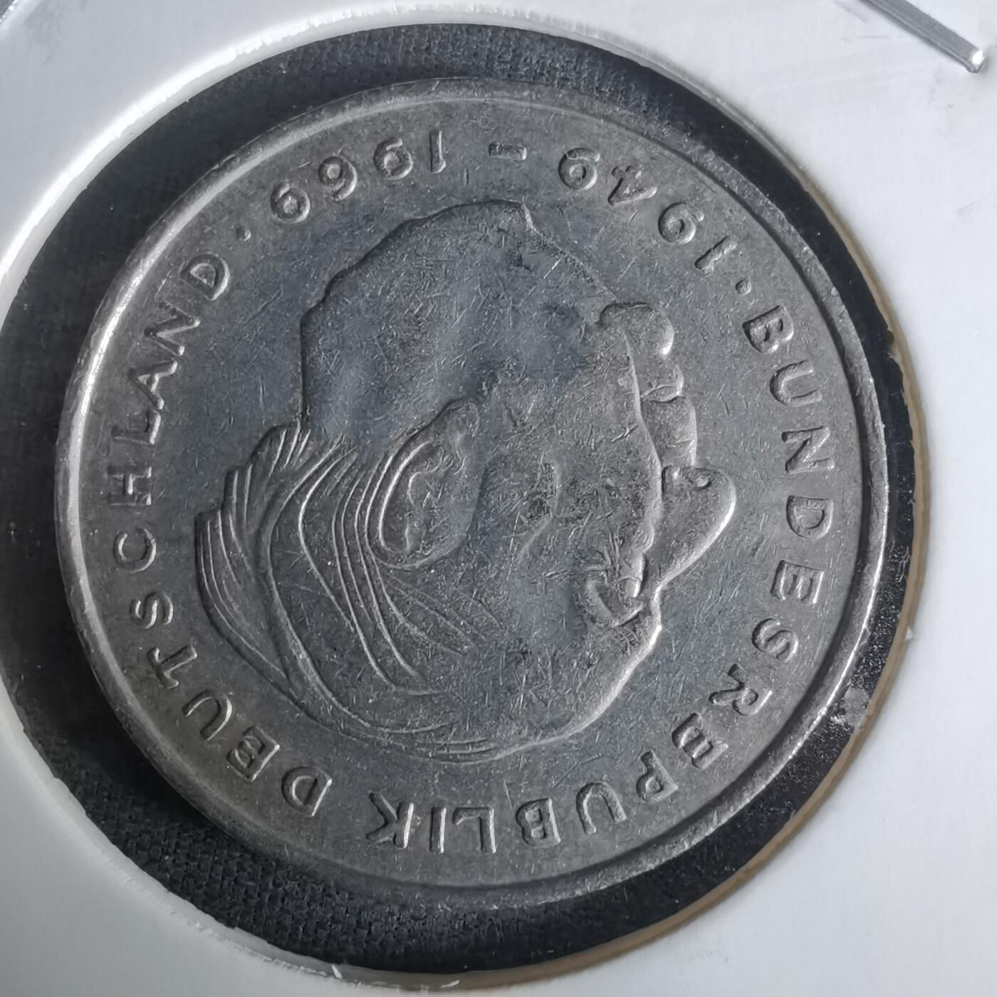 沼泽如烟--第1008场 美国1969年2马克