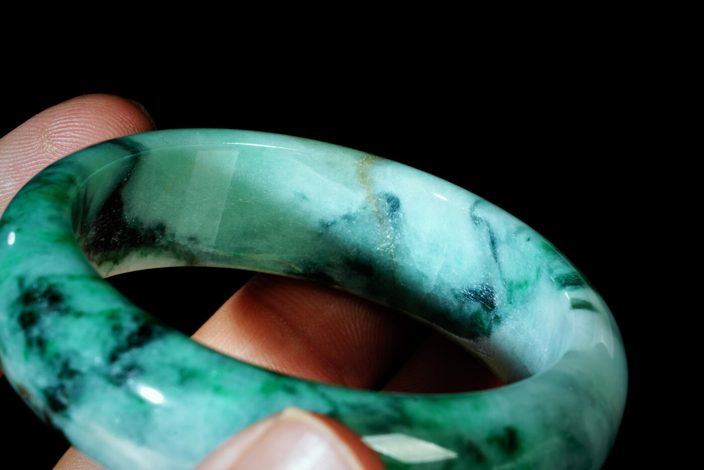 上海都达杂项专场四十四【全场包邮】  天然冰绿花翡翠（A货）贵妃手镯 附鉴定证书91-71