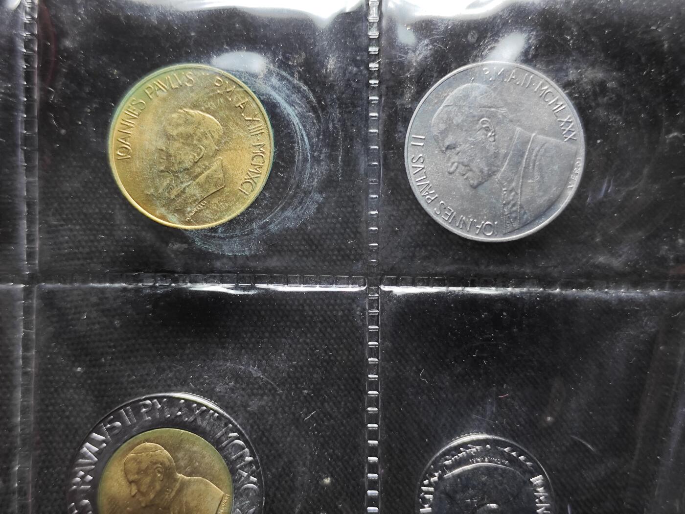 KK钱币收藏小铺   套币 批量/好品散币专场 2月预留时间 周末发货  梵蒂冈套币