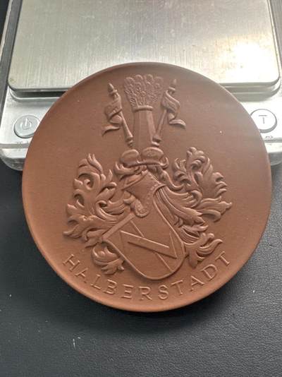 ❤️【币观天下】❤️ 第343期钱币秒杀拍卖场- 2026.3.6周五晚上6点半场 长期征集拍品  - 德国梅森瓷业哈尔伯施塔市政厅79.2mm