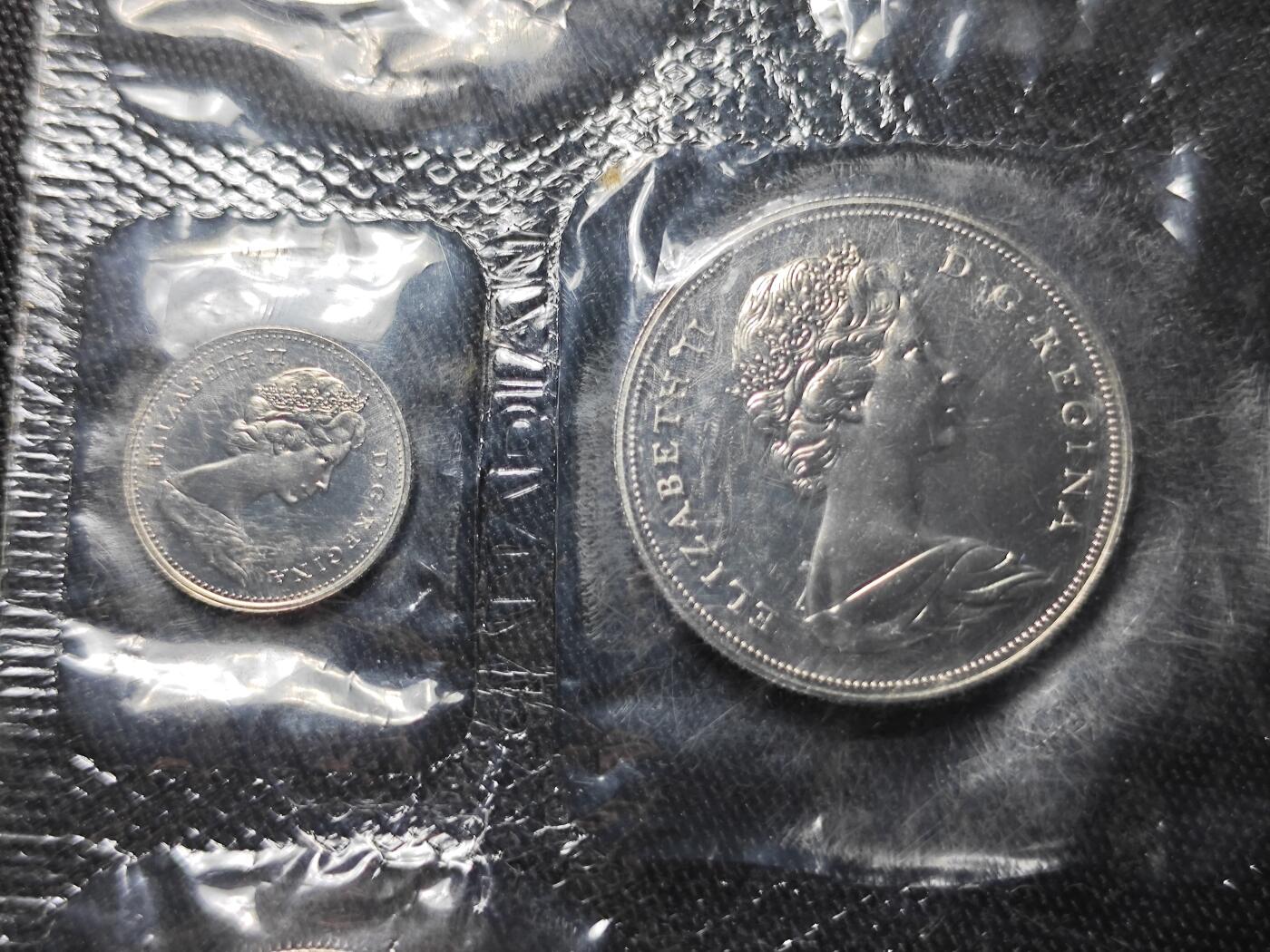 KK钱币收藏小铺   套币 批量/好品散币专场 2月预留时间 周末发货  1971加拿大大小面值清年一套 含1元纪念币