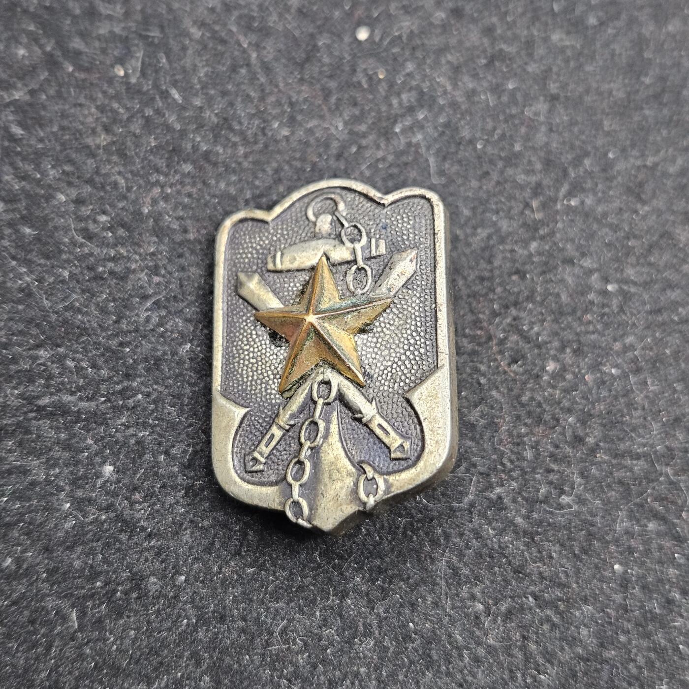 0元起拍勋章 第336期 咸鱼国勋章拍卖专场 3月4日（周三）下午6：00开始