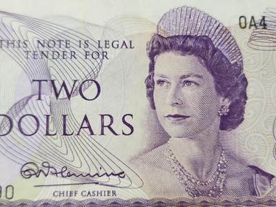 3月2号晚上8点 外国纸币自动截拍第33场 - 新西兰 1967年2元，首签名R.N.Fleming，极少，极美品