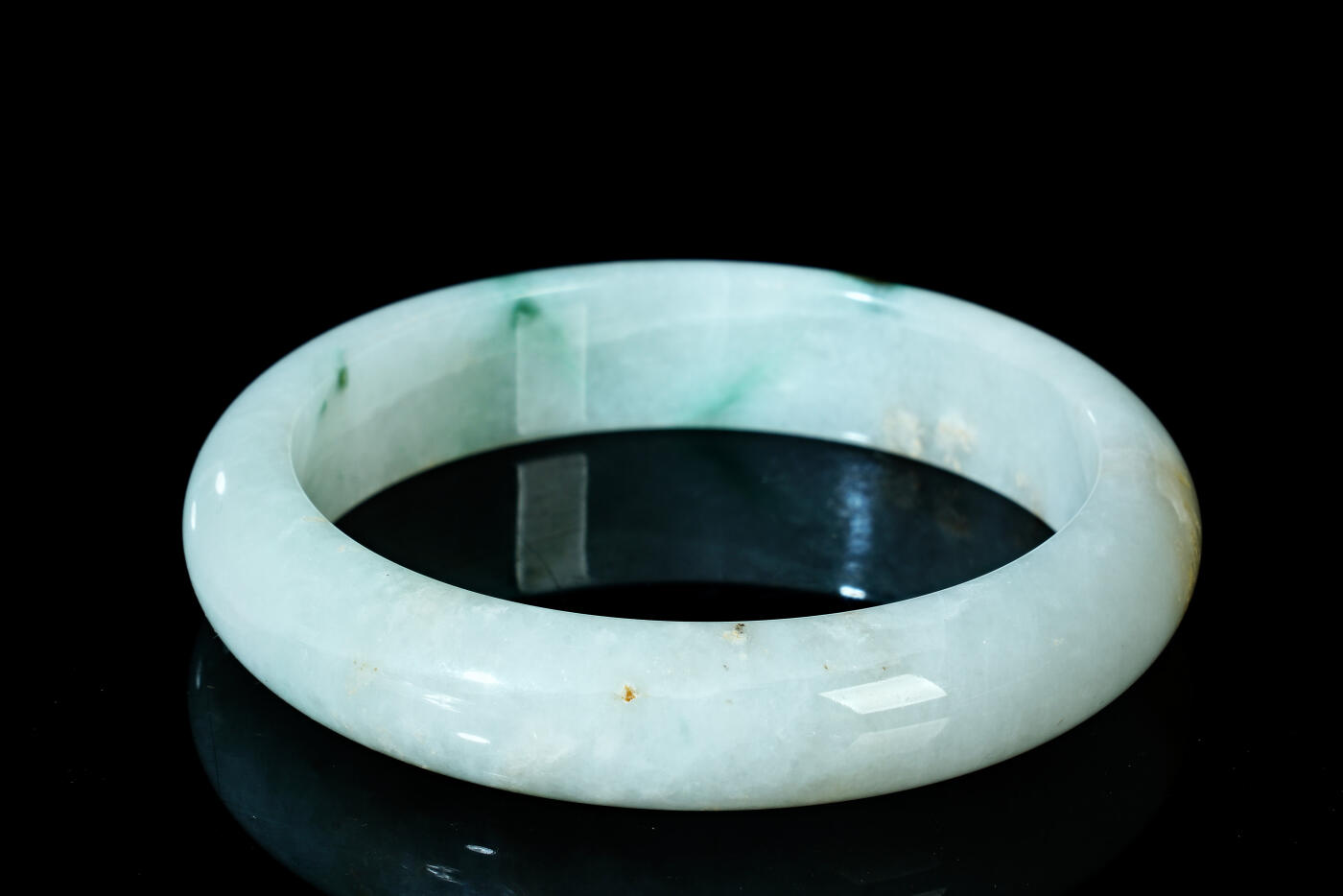 上海都达杂项专场四十四【全场包邮】  天然冰种翡翠（A货）贵妃手镯 附鉴定证书91-72