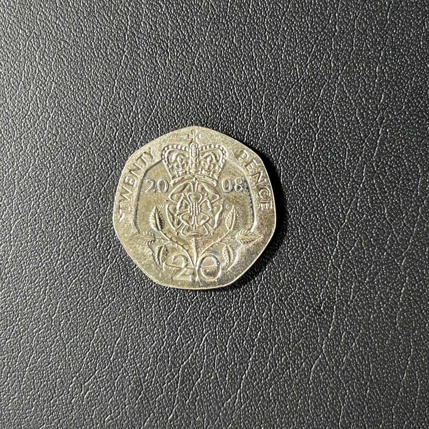 【铜匠收藏】★第141★散币专场 不寄存，30包邮。不满30元，支付5元运费。《接受代拍 代送NGC评级》 英国 2008年 20便士多边形硬币