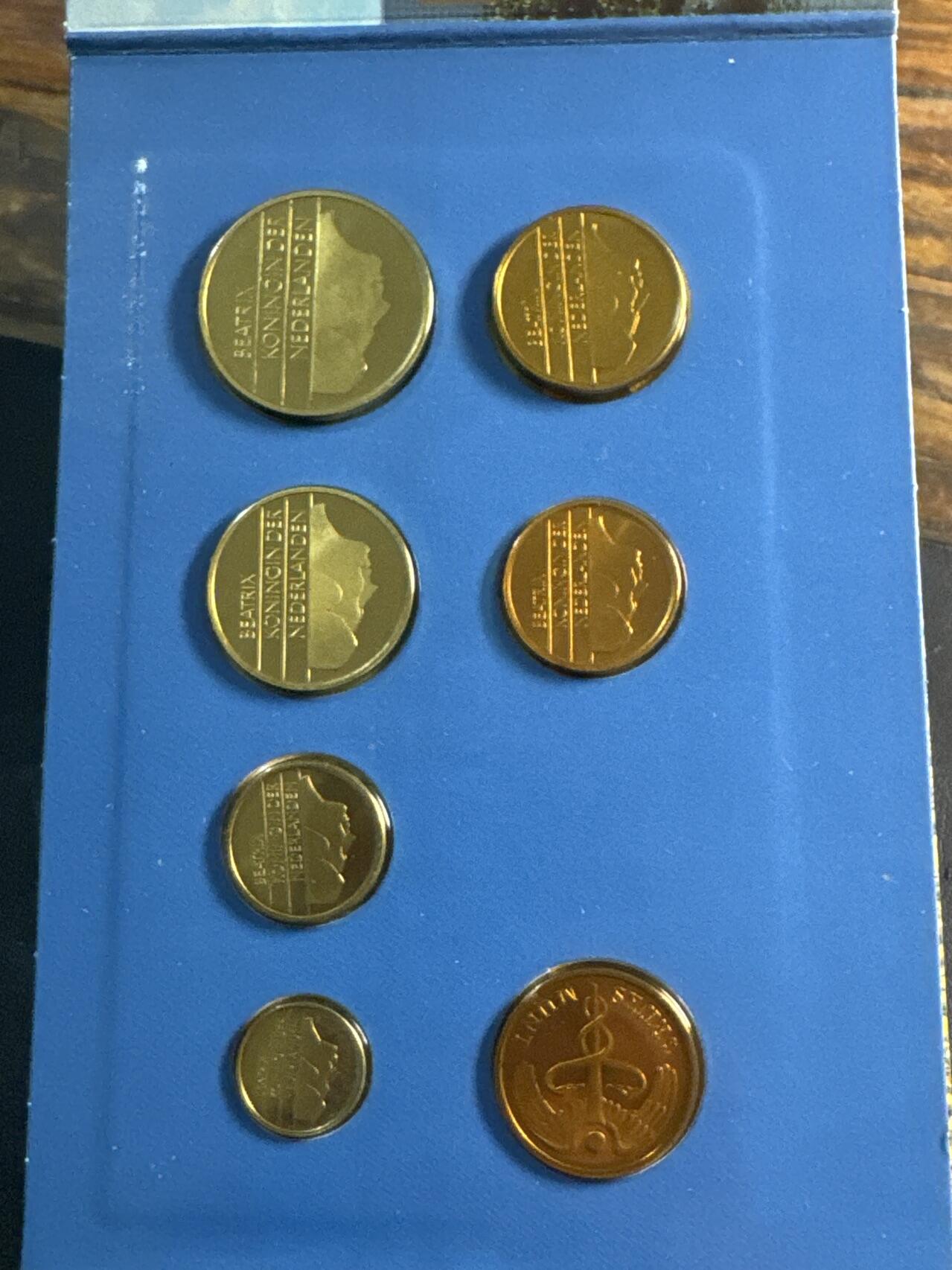 ❤️【币观天下】❤️ 第343期钱币秒杀拍卖场- 2026.3.6周五晚上6点半场 长期征集拍品  荷兰1988年官方精制套币