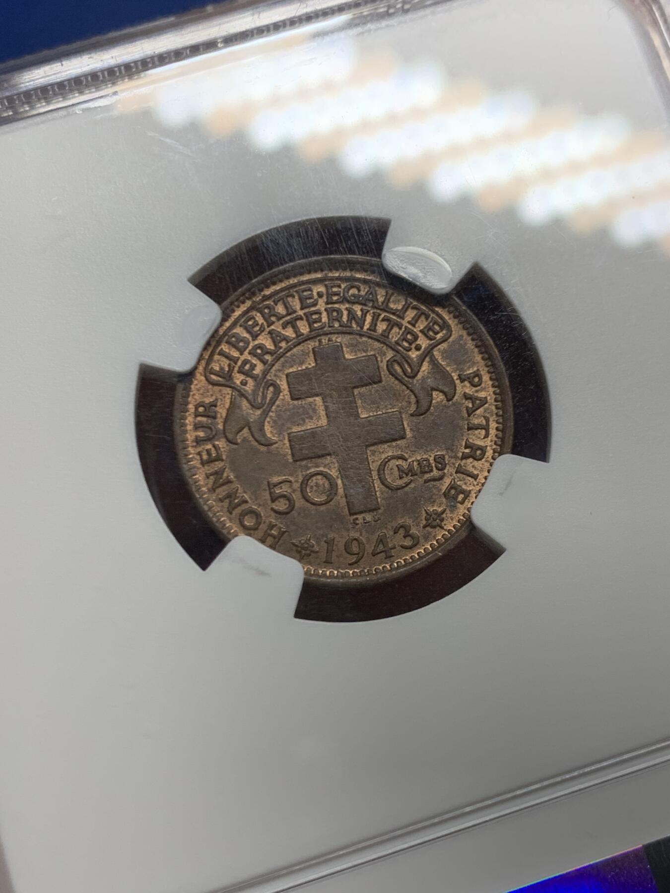 《竞宝斋》第467场 周日，周一 2场连拍 （全场包邮）欢迎送拍 NGC MS62BN 法属赤道非洲1943年小公鸡50分铜币