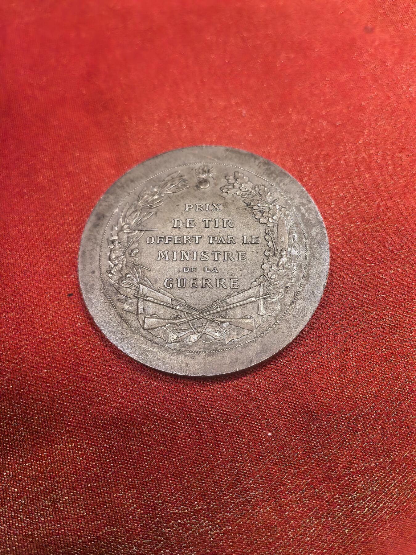 欧洲银章和银币 法国著名新艺术风格章牌雕刻家 Daniel Dupuis (1849-1899) 设计的银质奖章，属于法国第三共和国时期（1870-1940）的