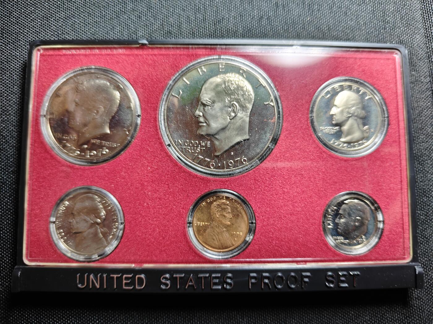 KK钱币收藏小铺   套币 批量/好品散币专场 2月预留时间 周末发货   1975美国大小面值清年精制套币 含艾克大一元精制币