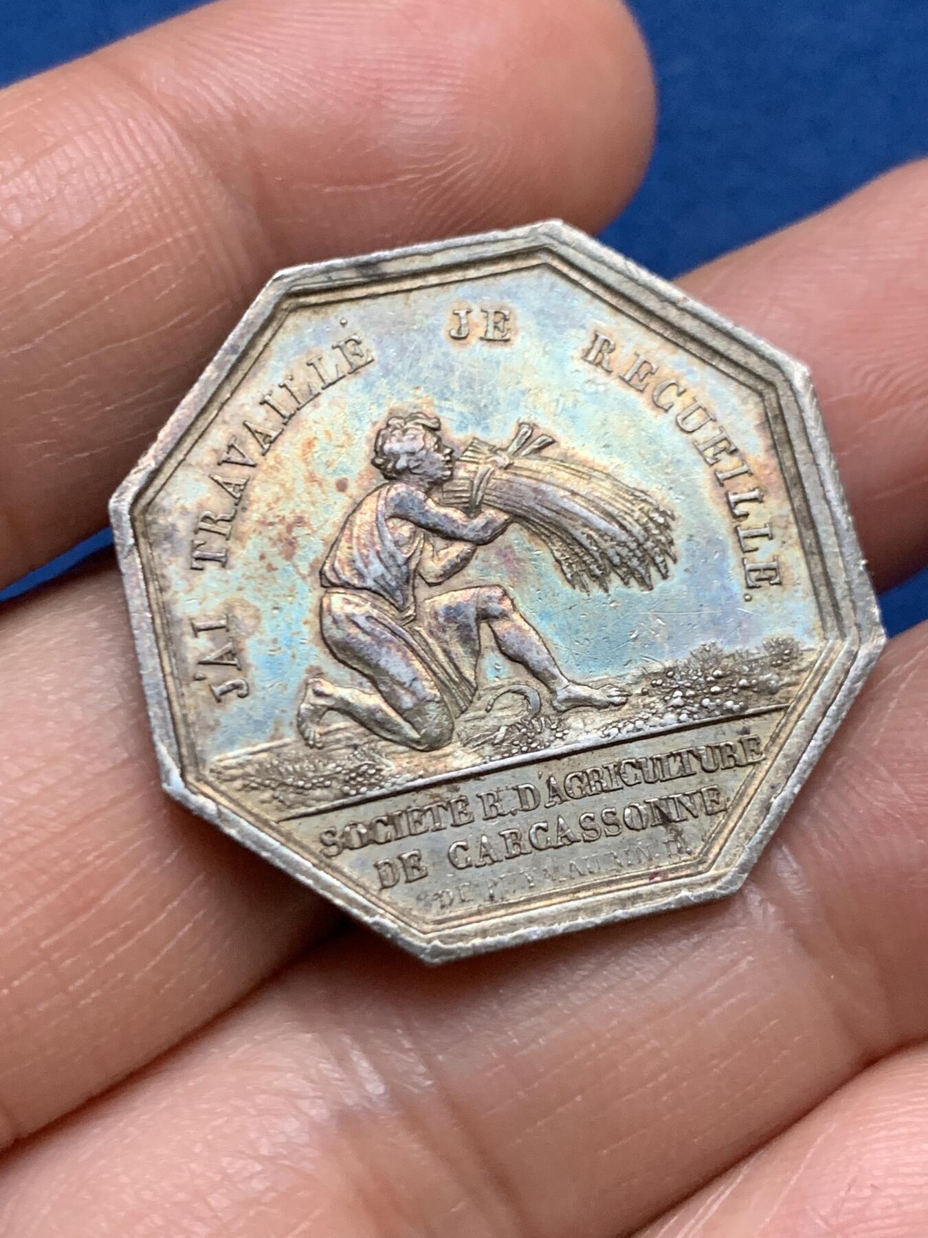 《竞宝斋》第467场 周日，周一 2场连拍 （全场包邮）欢迎送拍 法国查理十世农业银质八角代币，直径：30.2mm，重：10.7g