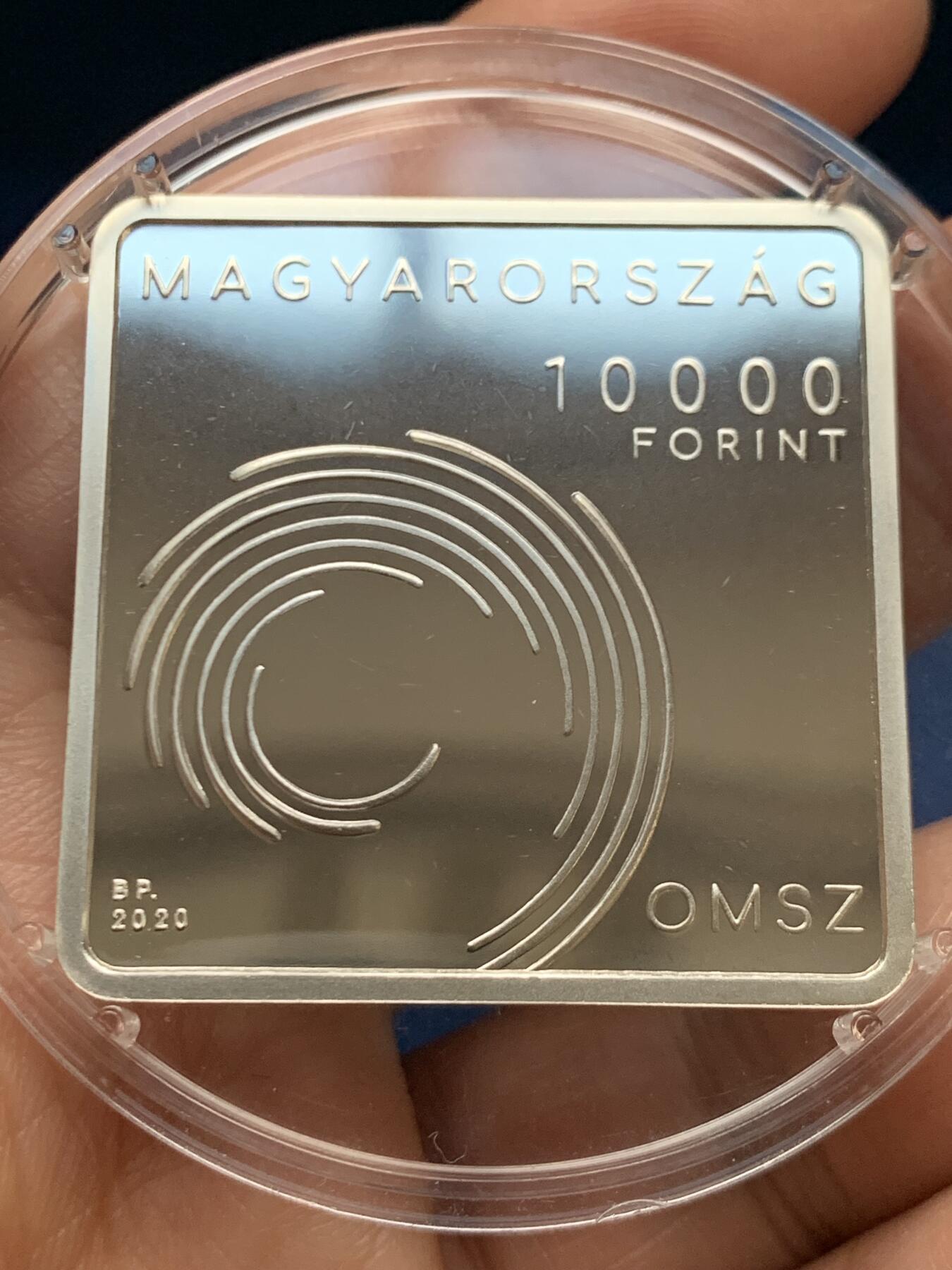 《竞宝斋》第467场 周日，周一 2场连拍 （全场包邮）欢迎送拍 匈牙利2020年气象服务150周年10000福林精制纪念银币，发行量5000枚，925银，重31.2克，1盎司，原盒