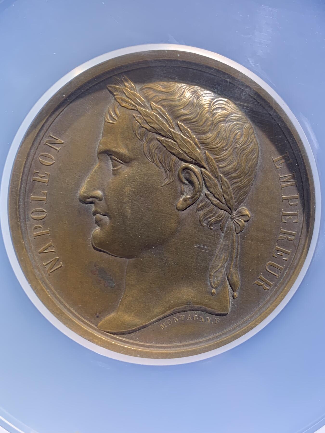 《竞宝斋》第467场 周日，周一 2场连拍 （全场包邮）欢迎送拍 NGC MS62BN 法国1840年拿破仑遗骸从圣赫勒拿岛迁回巴黎荣军院安葬纪念铜章 后铸版 加大加厚盒