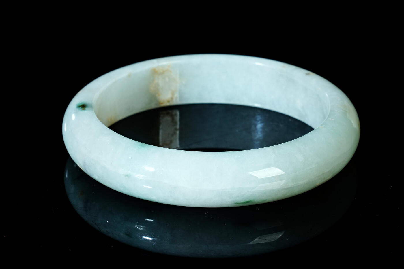 上海都达杂项专场四十四【全场包邮】  天然冰种翡翠（A货）贵妃手镯 附鉴定证书91-72