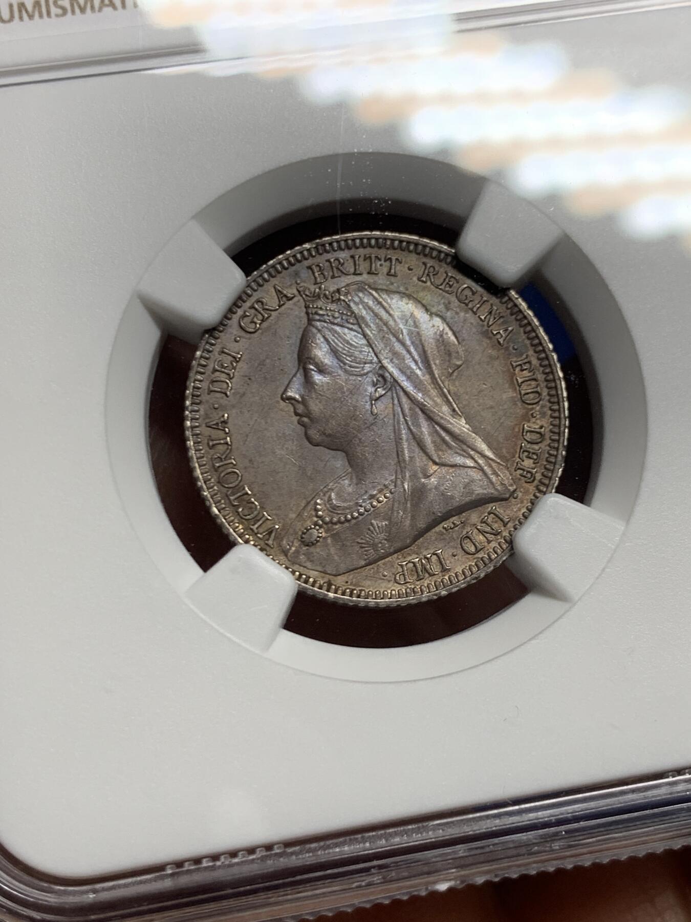 《竞宝斋》第467场 周日，周一 2场连拍 （全场包邮）欢迎送拍 NGC AU58 英国 1893年 维多利亚 披纱1先令 银币 包浆漂亮