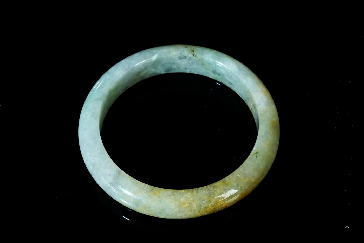 上海都达杂项专场四十四【全场包邮】  天然 翡翠（A货）贵妃手镯 附鉴定证书91-77