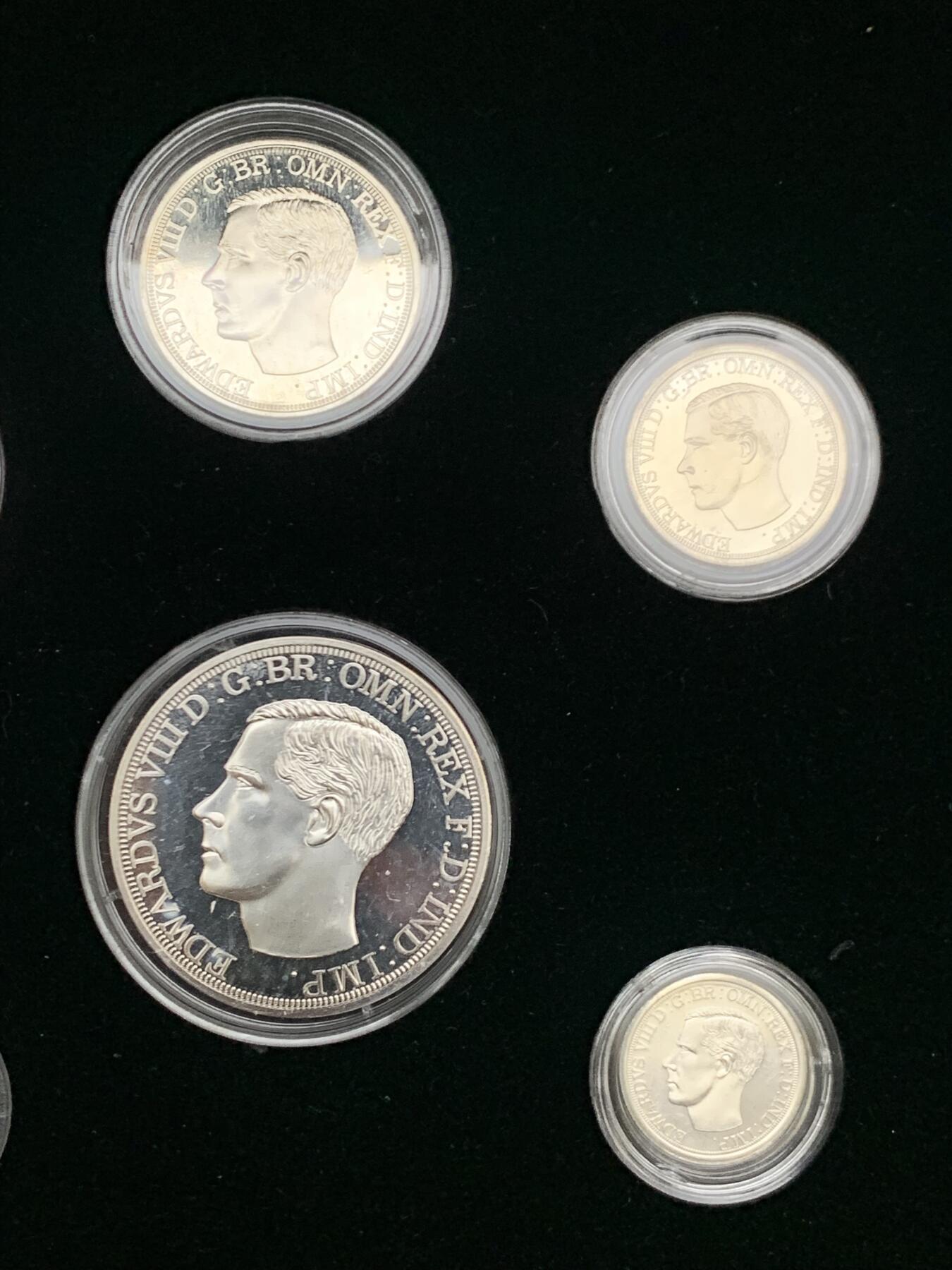 《竞宝斋》第467场 周日，周一 2场连拍 （全场包邮）欢迎送拍 爱德华八世1936年精铸珍稀银套币6枚全套，原盒证，925银。伦敦皇家造币厂官方后铸，发行仅1936套，克朗背面图为尤娜与狮子，半克朗为马剑屠龙，均为经典设计。此套市面极少见，错过难遇。总重约68.9克，925银。