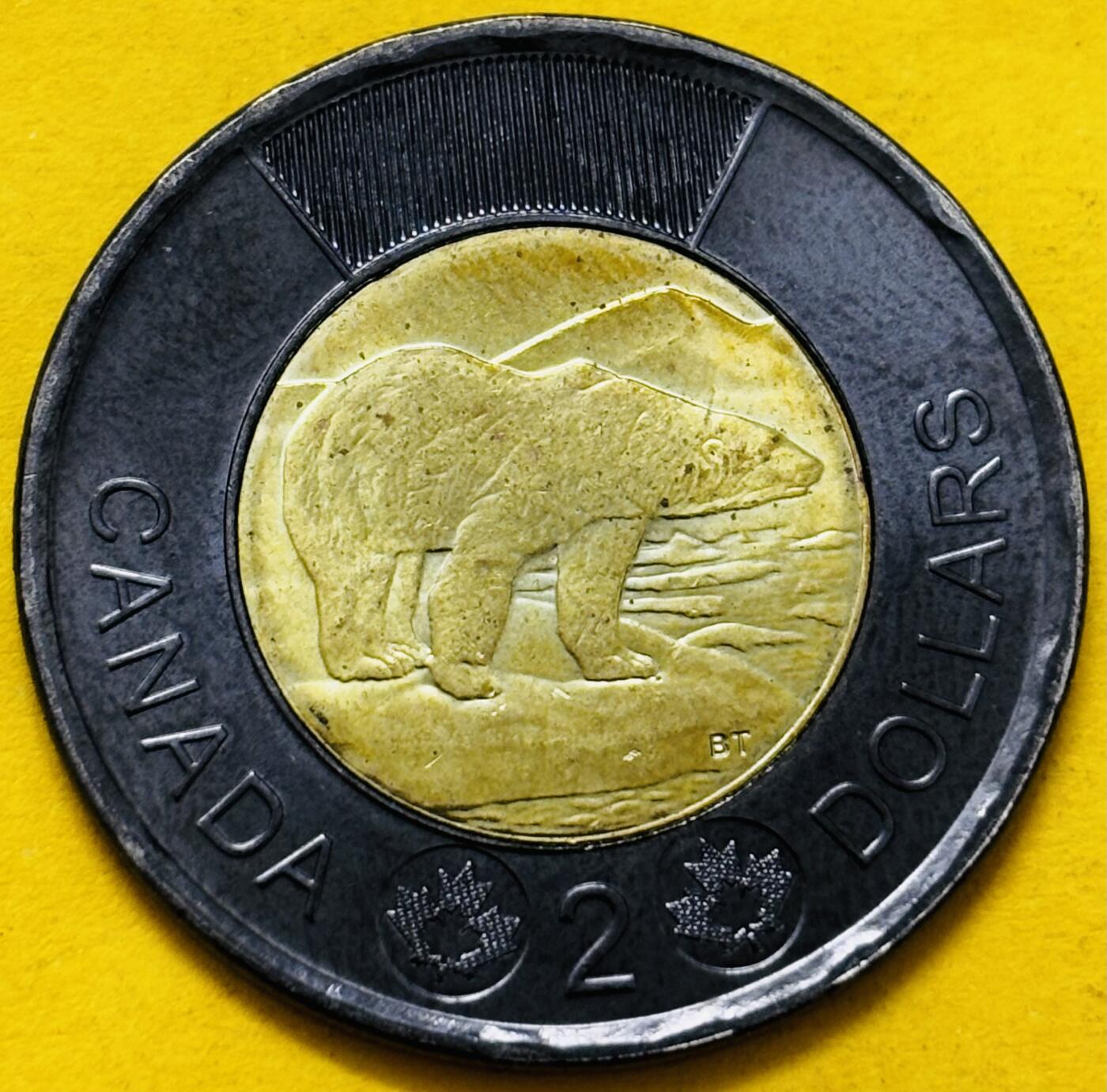 文馨钱币收藏第 295 场，（元宵场）各种银币散币纪念章，长期接代拍业务 获奖币 加拿大2022年2元伊丽莎白二世女王逝世纪念币双色黑色