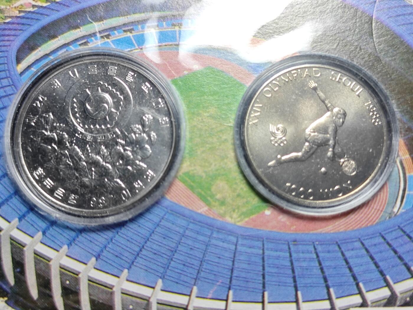 KK钱币收藏小铺   套币 批量/好品散币专场 2月预留时间 周末发货  韩国奥运纪念套币 含2枚纪念币