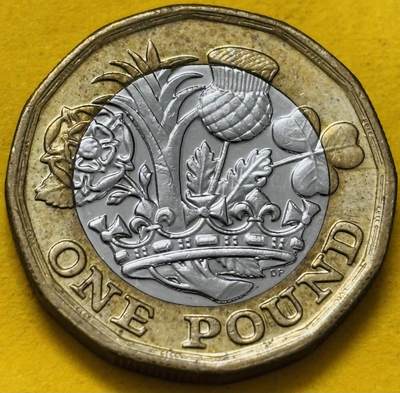 文馨钱币收藏第 295 场，（元宵场）各种银币散币纪念章，长期接代拍业务 - 原光好品 2016 年英国双色纪念币 1 镑