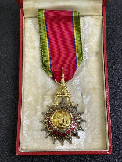 西秦中古拍卖第七十九期  - 泰国骑士级白象勋章 带原盒
