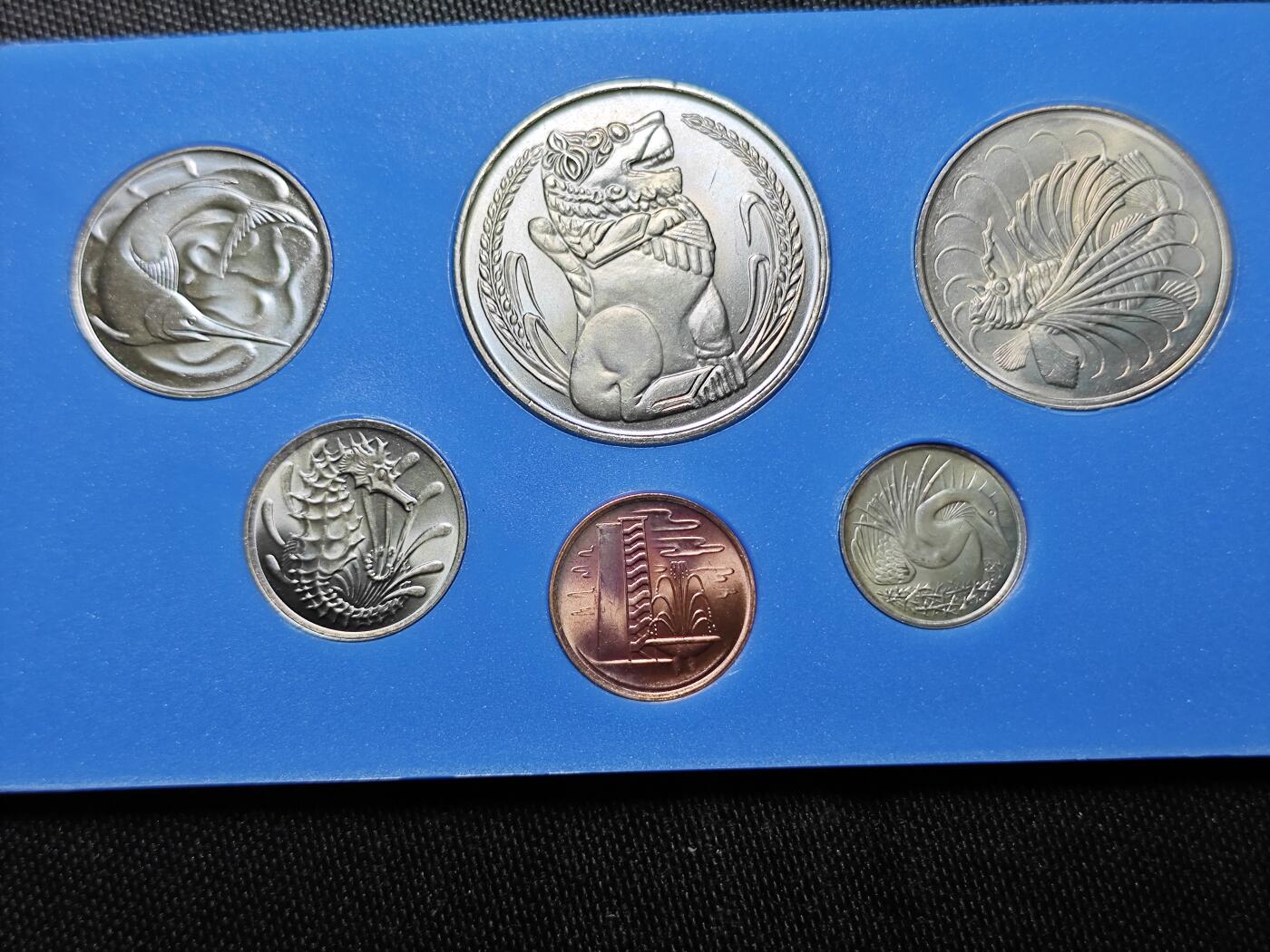 KK钱币收藏小铺   套币 批量/好品散币专场 2月预留时间 周末发货  马来西亚大厦版大小面值一套