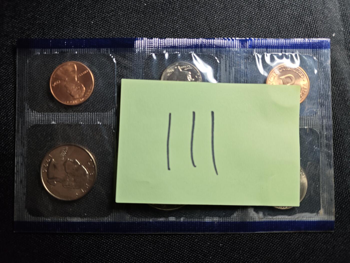 KK钱币收藏小铺   套币 批量/好品散币专场 2月预留时间 周末发货  1986美国大小面值清年一套 含造币厂纪念章