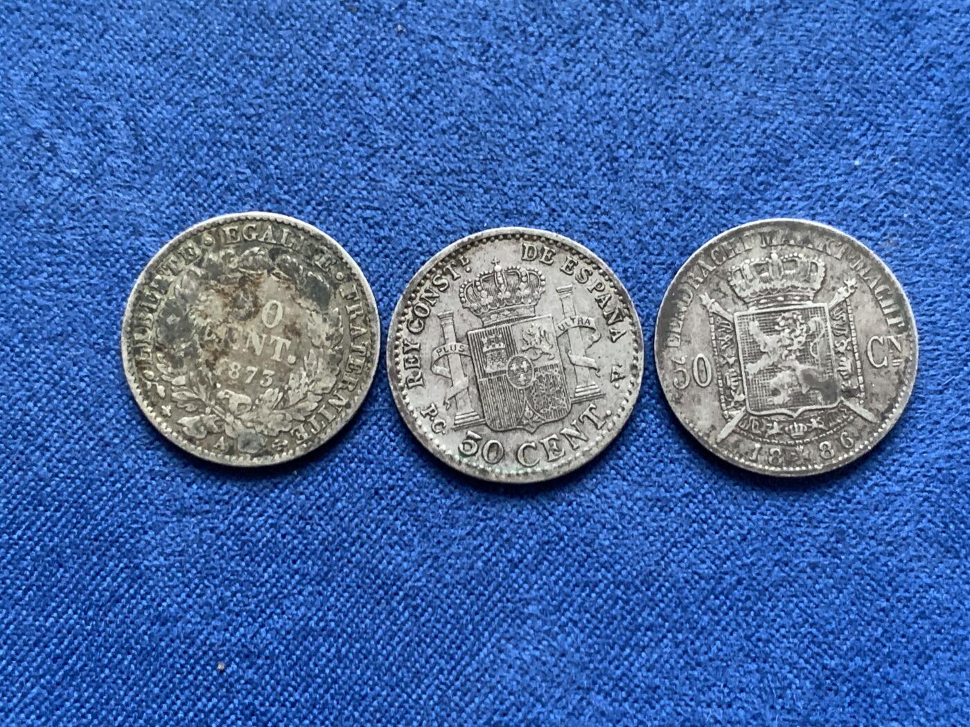 《竞宝斋》第467场 周日，周一 2场连拍 （全场包邮）欢迎送拍 三枚一组 少见面值 欧陆1/2小银币：西班牙1904年阿方索十三世50分、比利时1886年利奥波德二世50分、法国1873年50生丁，总重7.37克，流通好品