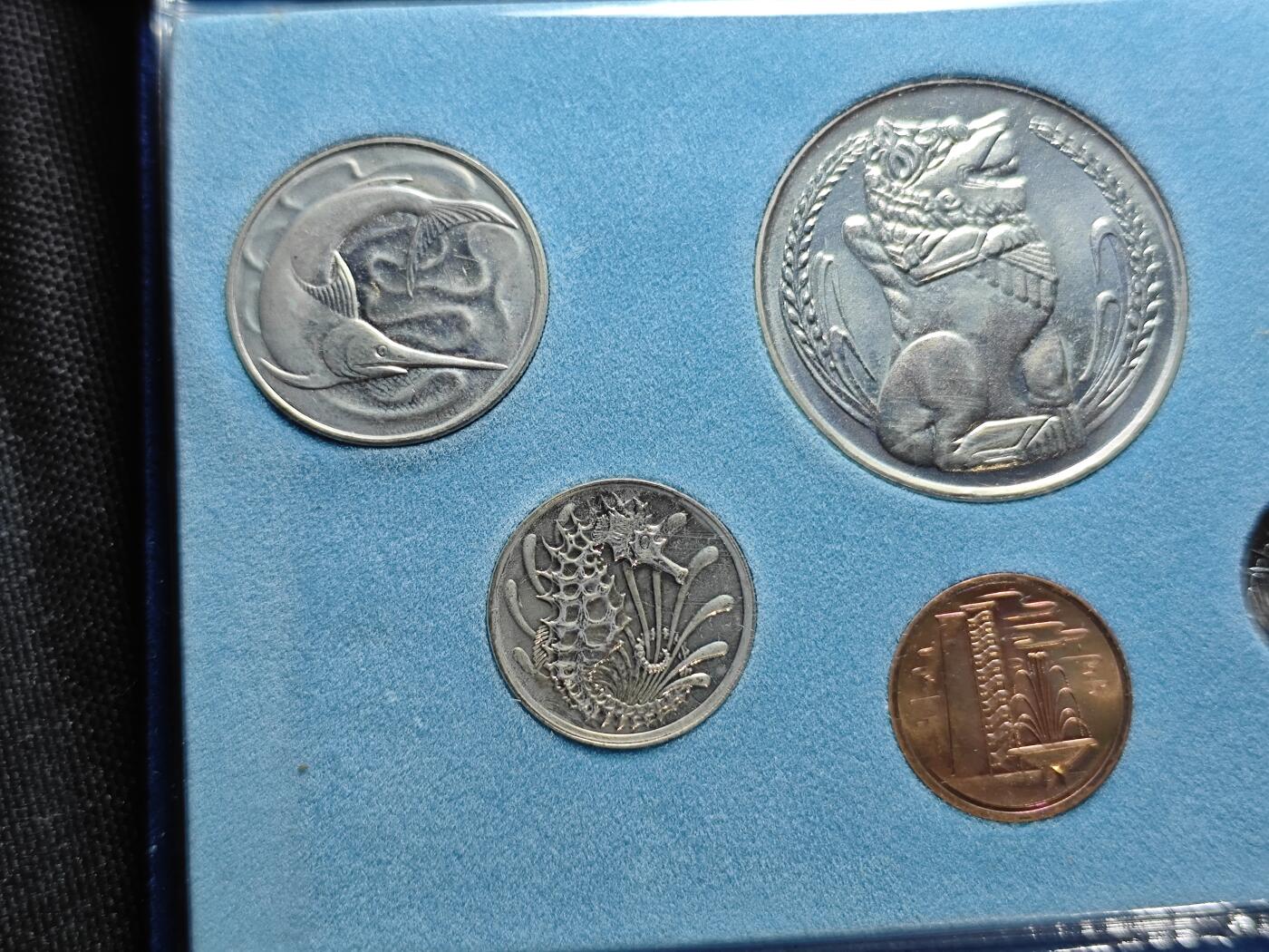 KK钱币收藏小铺   套币 批量/好品散币专场 2月预留时间 周末发货  1982新加坡动物版大小面值清年一套 官方发行样式少见