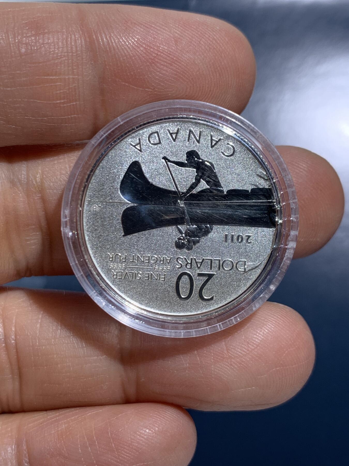 《竞宝斋》第467场 周日，周一 2场连拍 （全场包邮）欢迎送拍 加拿大2011年20加元类精制银币 独木舟 2013年获奖币最佳银币 7.98克999银 卡装