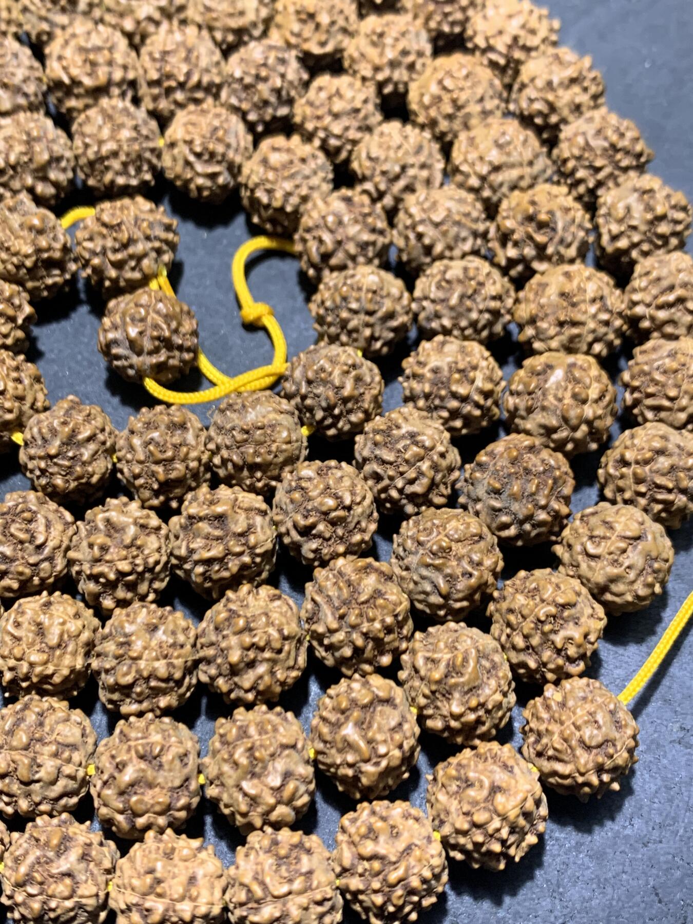 精美黄皮荔枝纹原生态小金刚菩提108手串一条