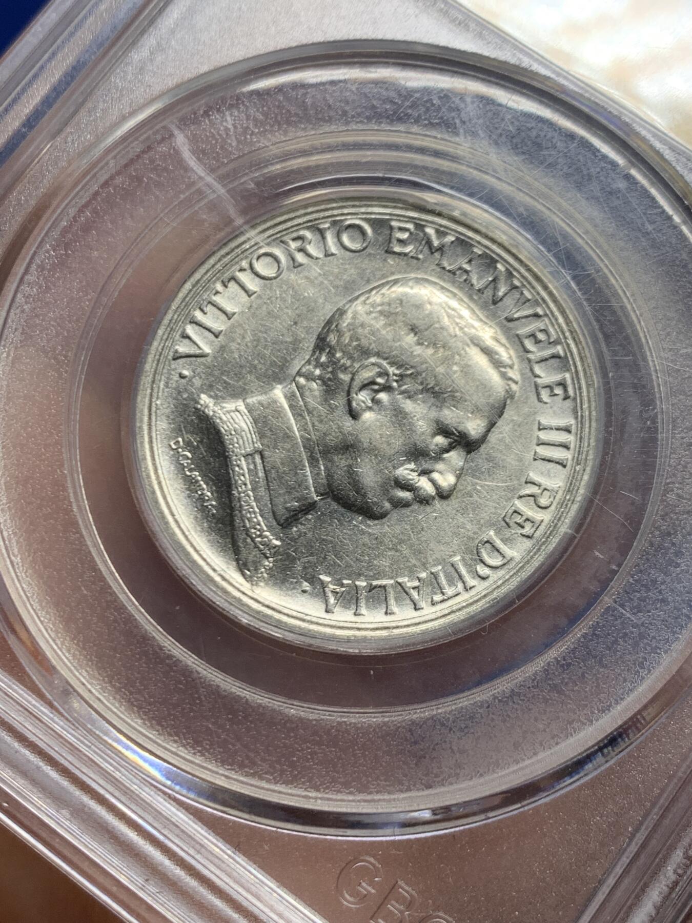 《竞宝斋》第467场 周日，周一 2场连拍 （全场包邮）欢迎送拍 公博 MS64 意大利王国1916年2里拉银币10克