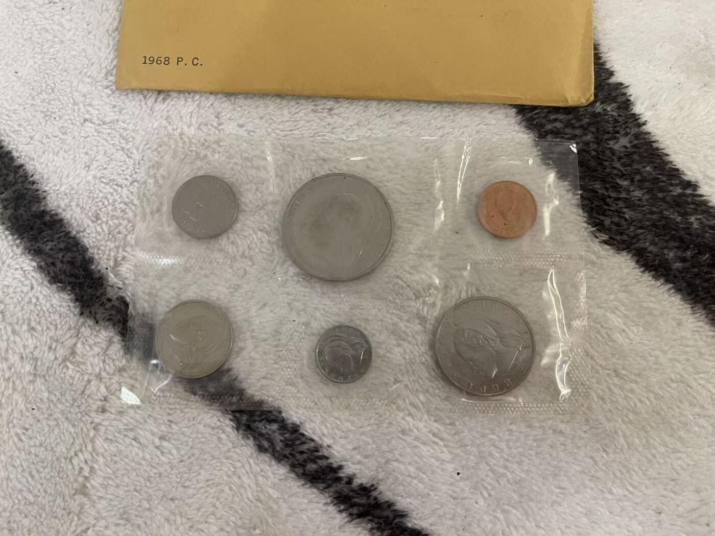 ❤️【币观天下】❤️ 第343期钱币秒杀拍卖场- 2026.3.6周五晚上6点半场 长期征集拍品  利比里亚1968年官方原塑封套币 含原信封