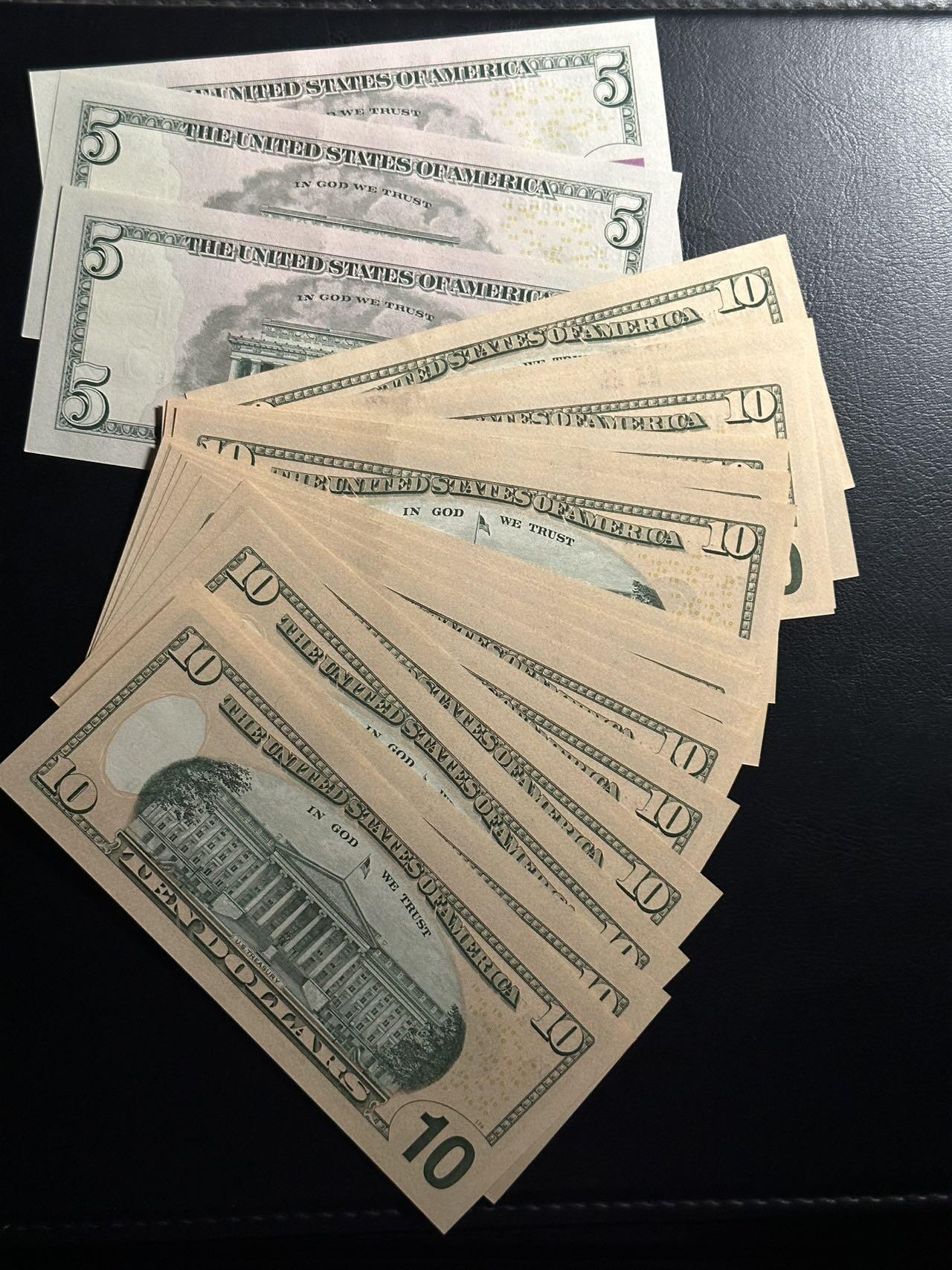 丙午马年开年第三场（大更新） 美国1$*21，5$*3，10$*17，累计41张，306$。未流通品相！有很多都是连号的，厂别，年份如图。