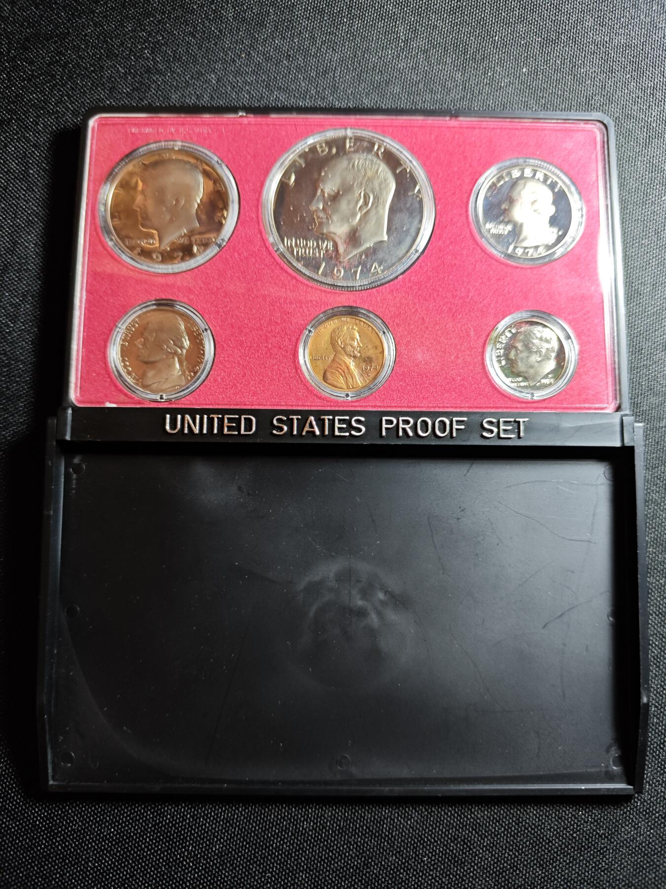 KK钱币收藏小铺   套币 批量/好品散币专场 2月预留时间 周末发货  1974美国大小面值清年精制套币 含艾克大一元精制币