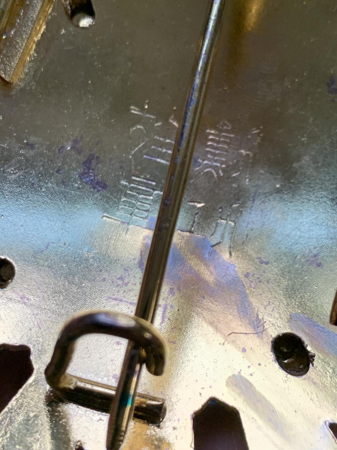 《竞宝斋》第467场 周日，周一 2场连拍 （全场包邮）欢迎送拍 复刻日本瑞宝二等章 合金材质 108.7克 细节见图