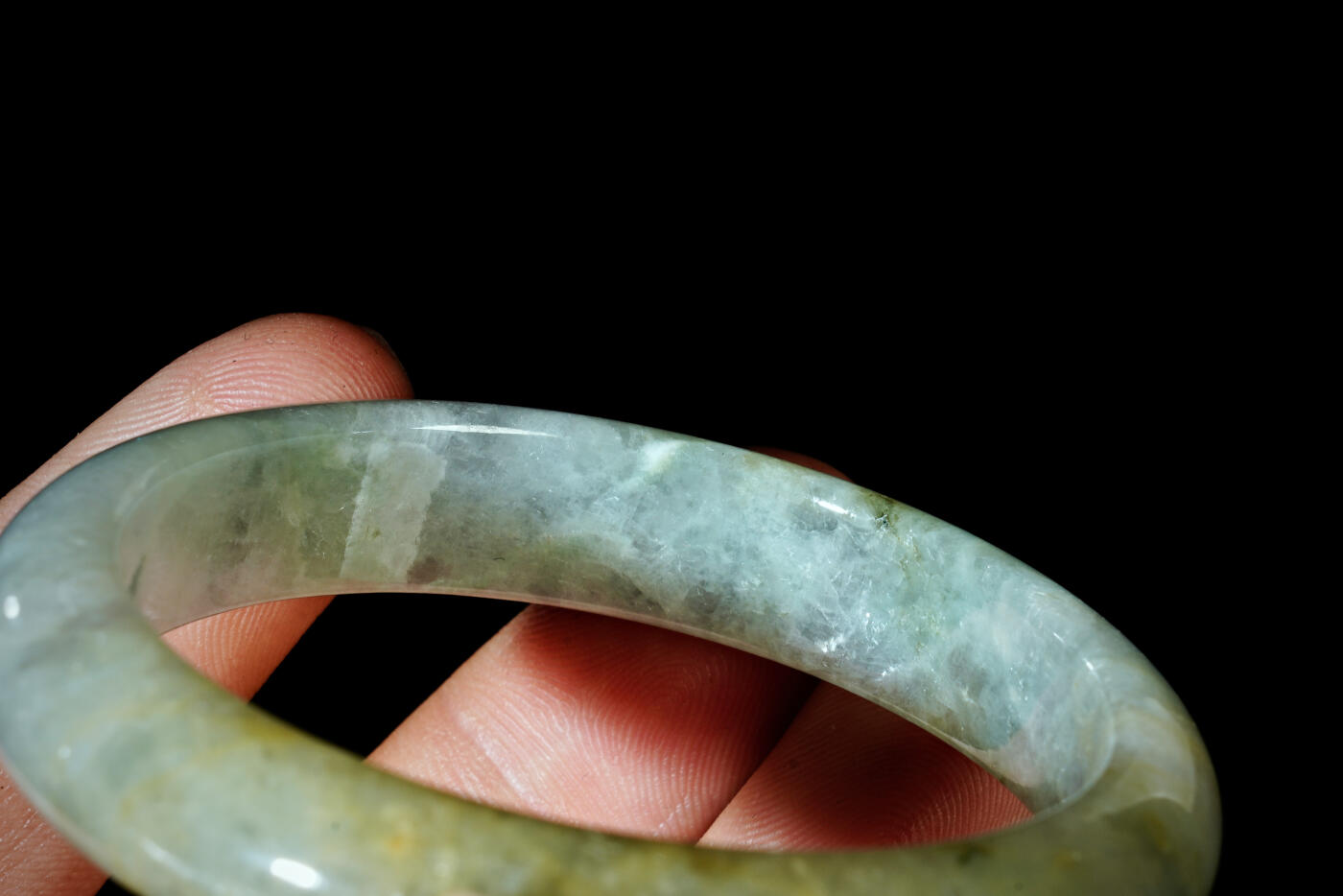 上海都达杂项专场四十四【全场包邮】  天然 翡翠（A货）贵妃手镯 附鉴定证书91-77