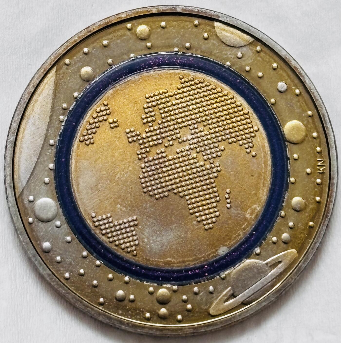 文馨钱币收藏第 295 场，（元宵场）各种银币散币纪念章，长期接代拍业务 德国2016年5欧元镶嵌高分子聚合物白铜精制纪念币，非常少见 附带参考价，带盒子收藏