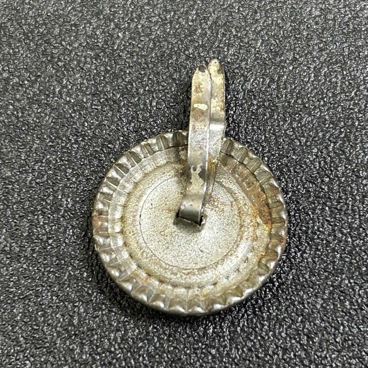 西秦中古拍卖第七十九期  芬兰二战时期 芬军帽徽