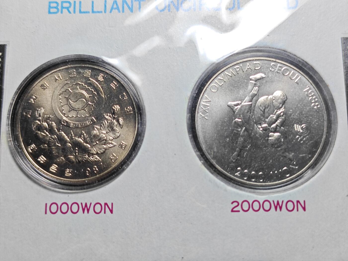 KK钱币收藏小铺   套币 批量/好品散币专场 2月预留时间 周末发货  韩国奥运纪念套币 含2枚纪念币